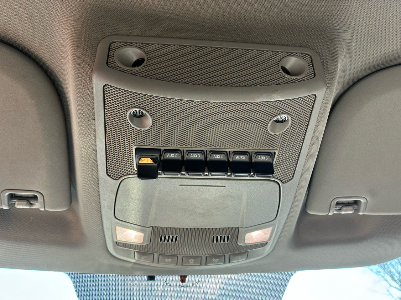 Ford Super Duty F-450 DRW XLT 4WD Reg Cab 145" WB 60" CA XLT 2019