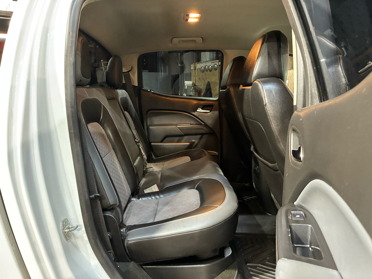 Chevrolet Colorado 4WD Crew Cab 128.3" Z71 2015