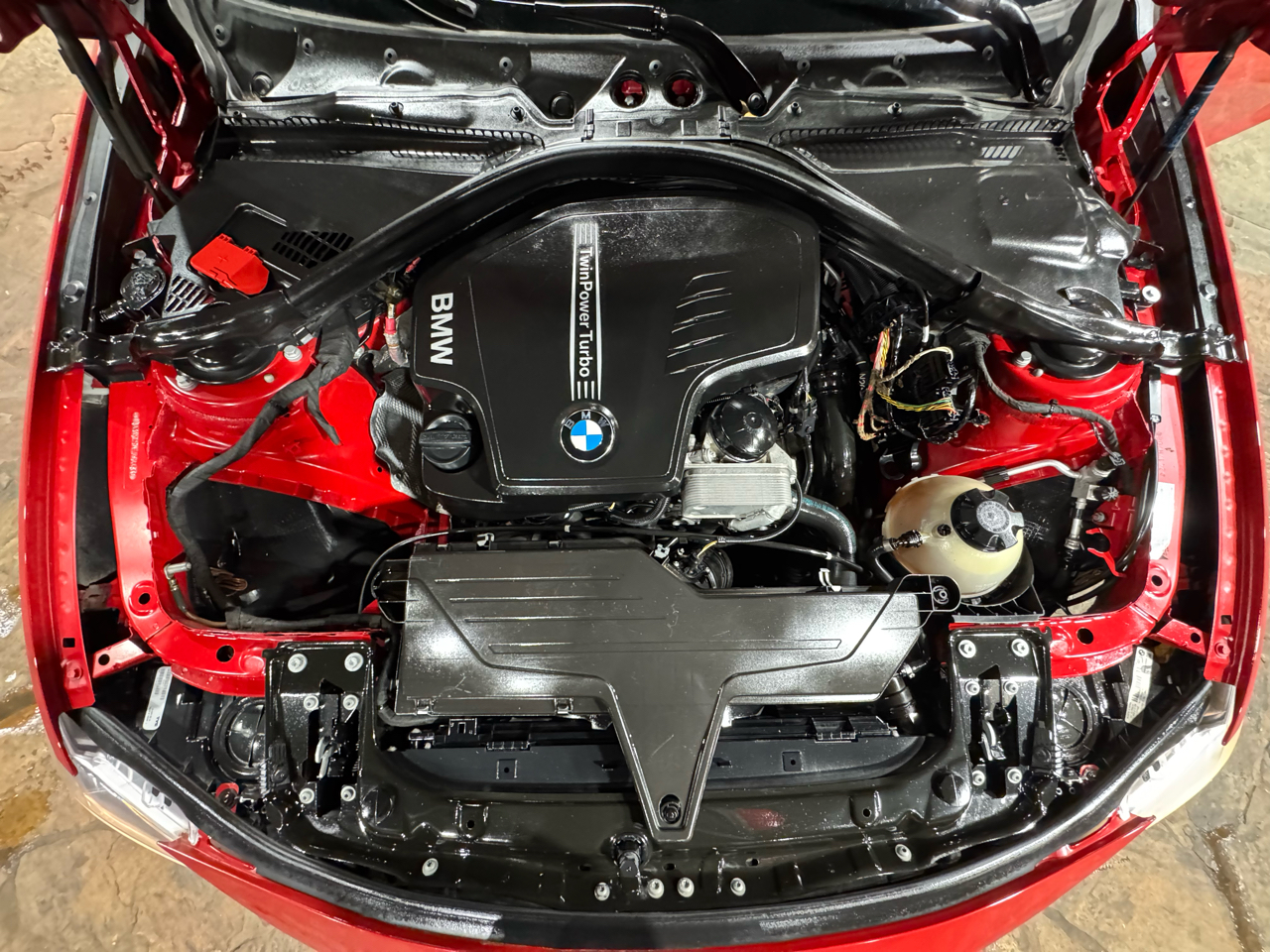 BMW 3 Series 4dr Sdn 328i RWD 2014