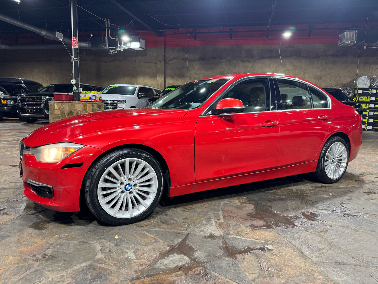 BMW 3 Series 4dr Sdn 328i RWD 2014