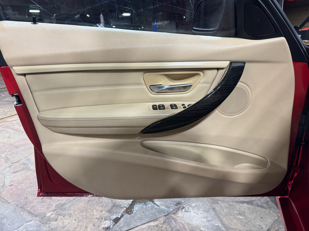 BMW 3 Series 4dr Sdn 328i RWD 2014