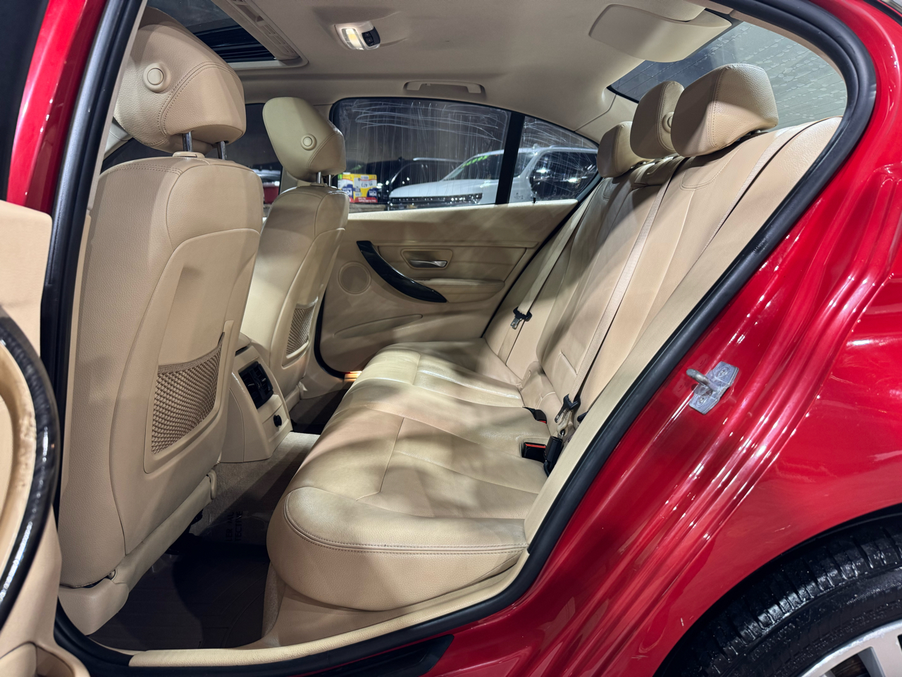 BMW 3 Series 4dr Sdn 328i RWD 2014