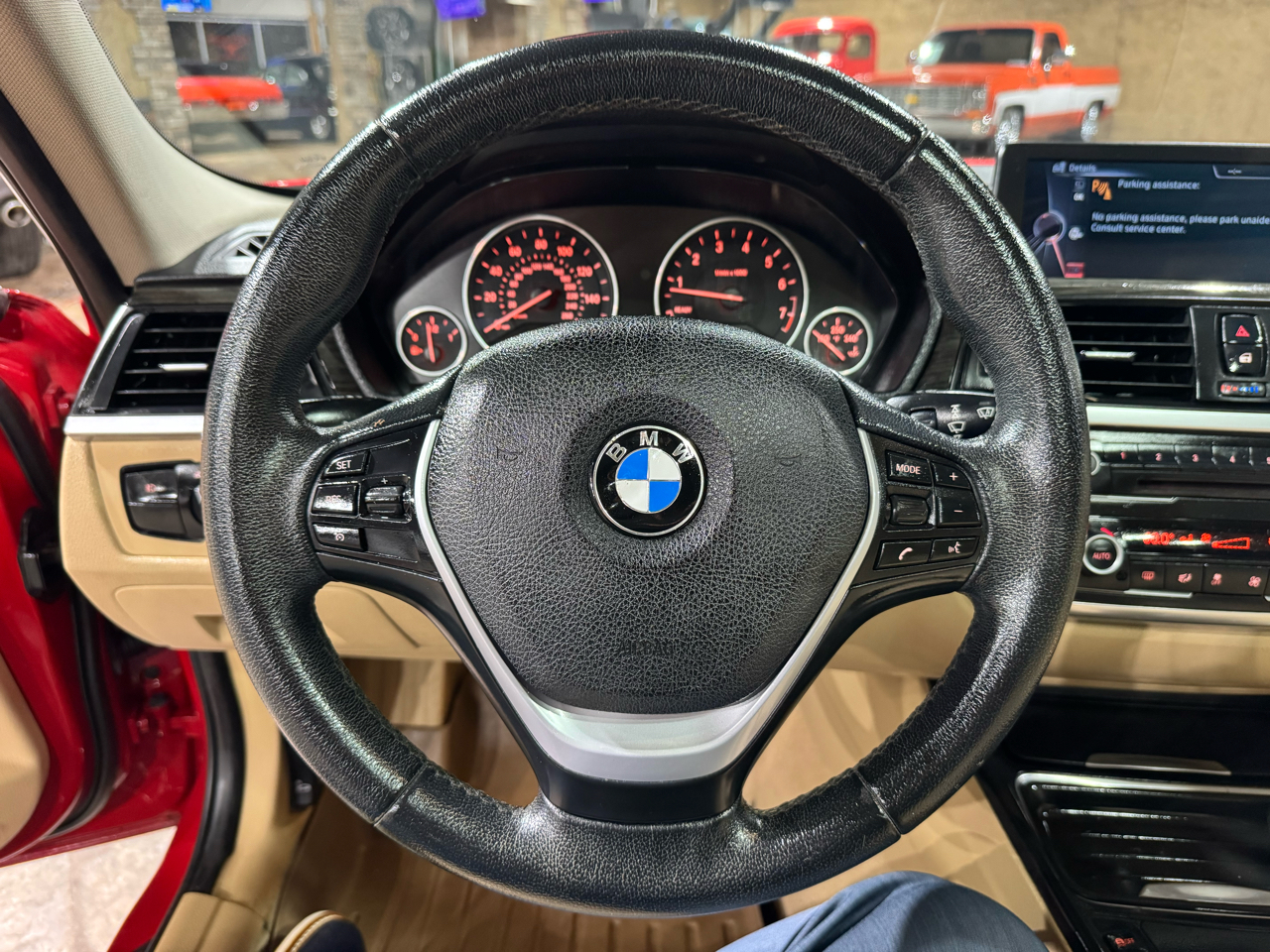 BMW 3 Series 4dr Sdn 328i RWD 2014