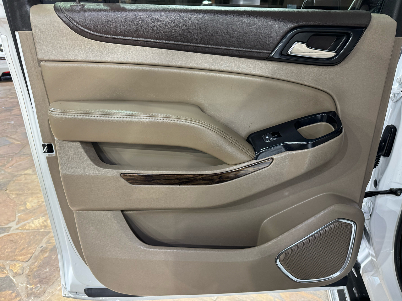 GMC Yukon XL 2WD 4dr SLT 2015