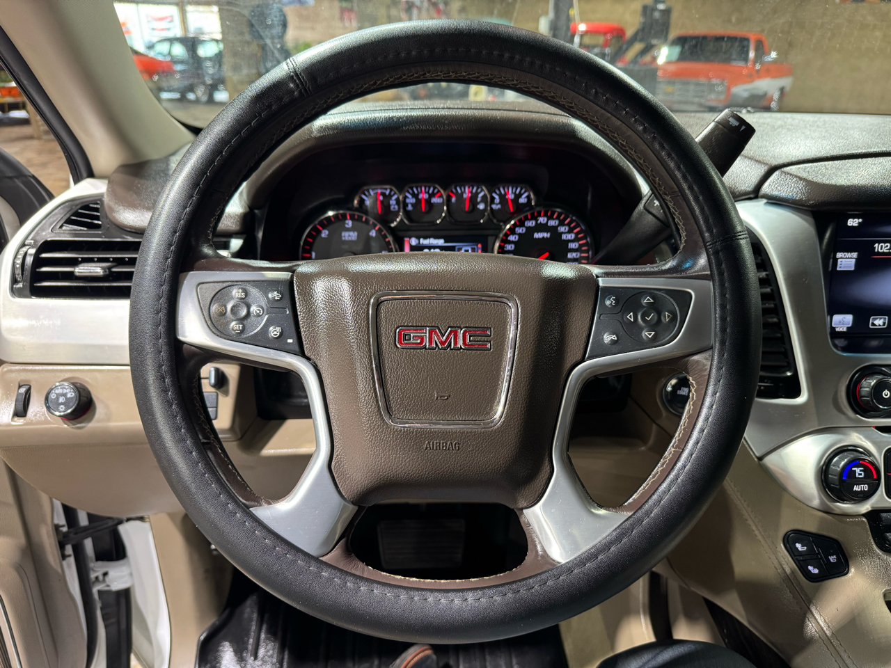 GMC Yukon XL 2WD 4dr SLT 2015