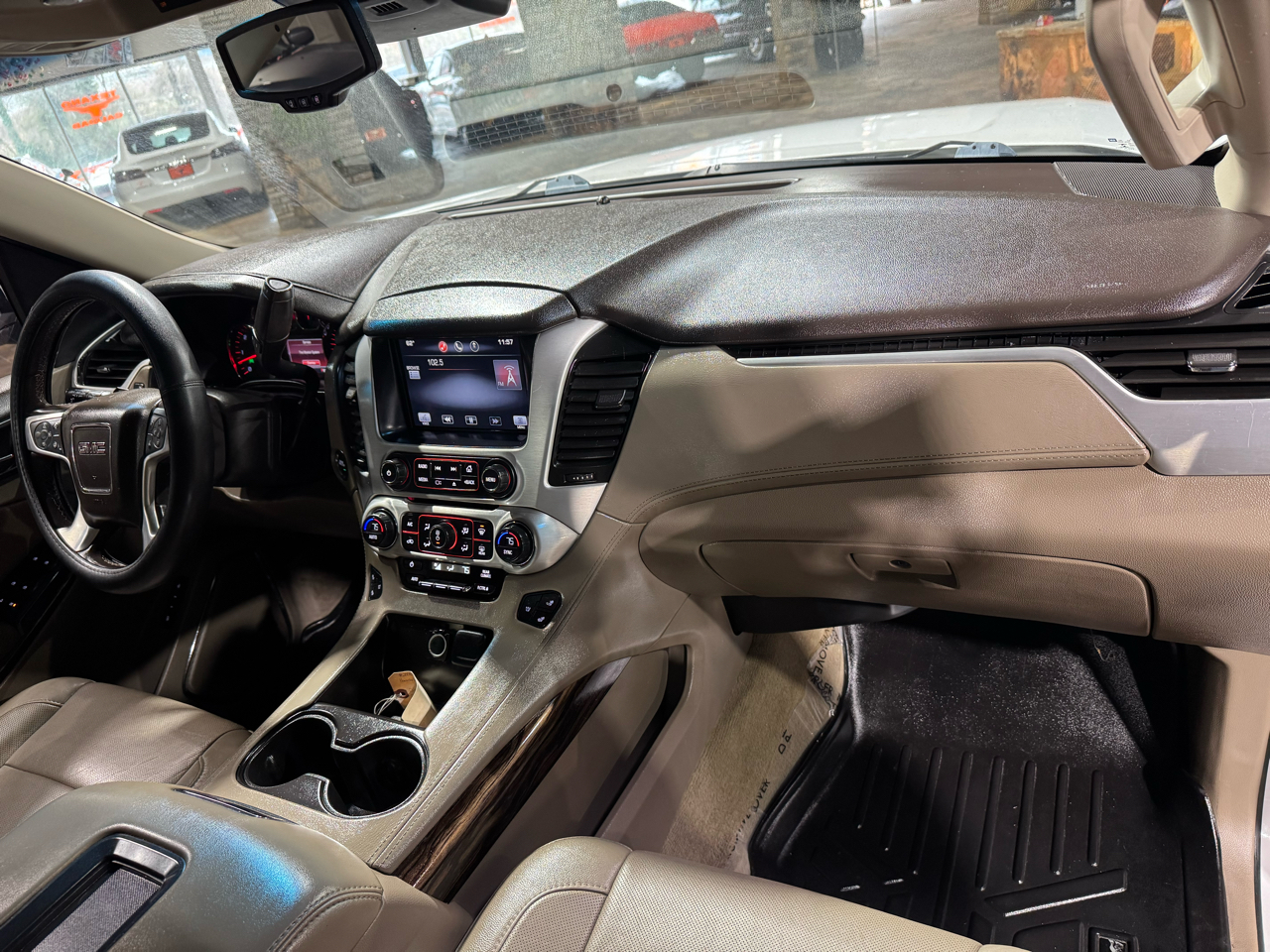 GMC Yukon XL 2WD 4dr SLT 2015