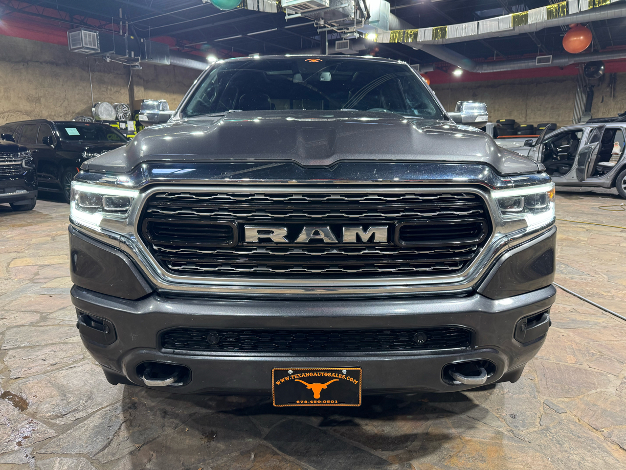 RAM 1500 Limited 4x2 Crew Cab 5'7" Box 2020