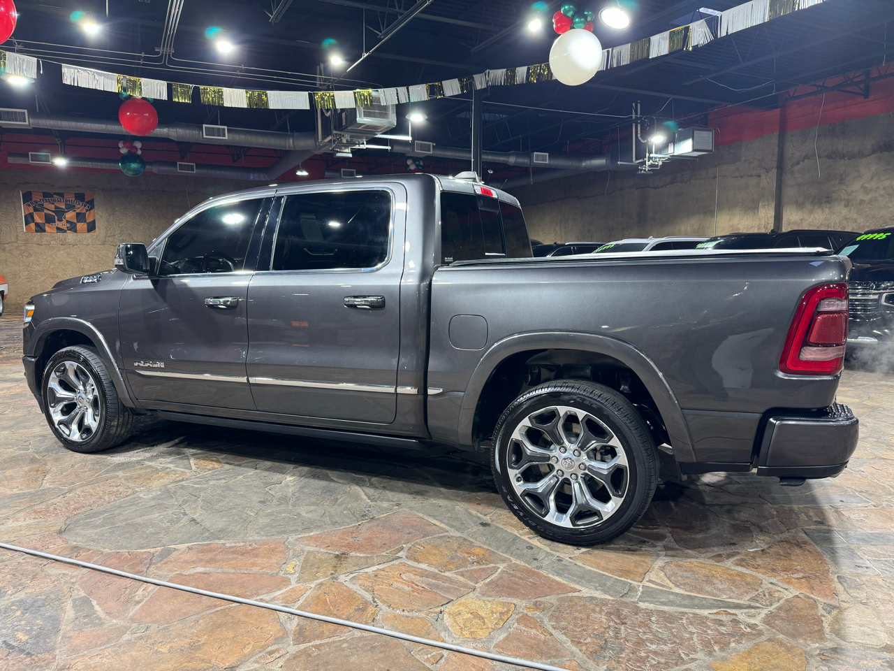 RAM 1500 Limited 4x2 Crew Cab 5'7" Box 2020