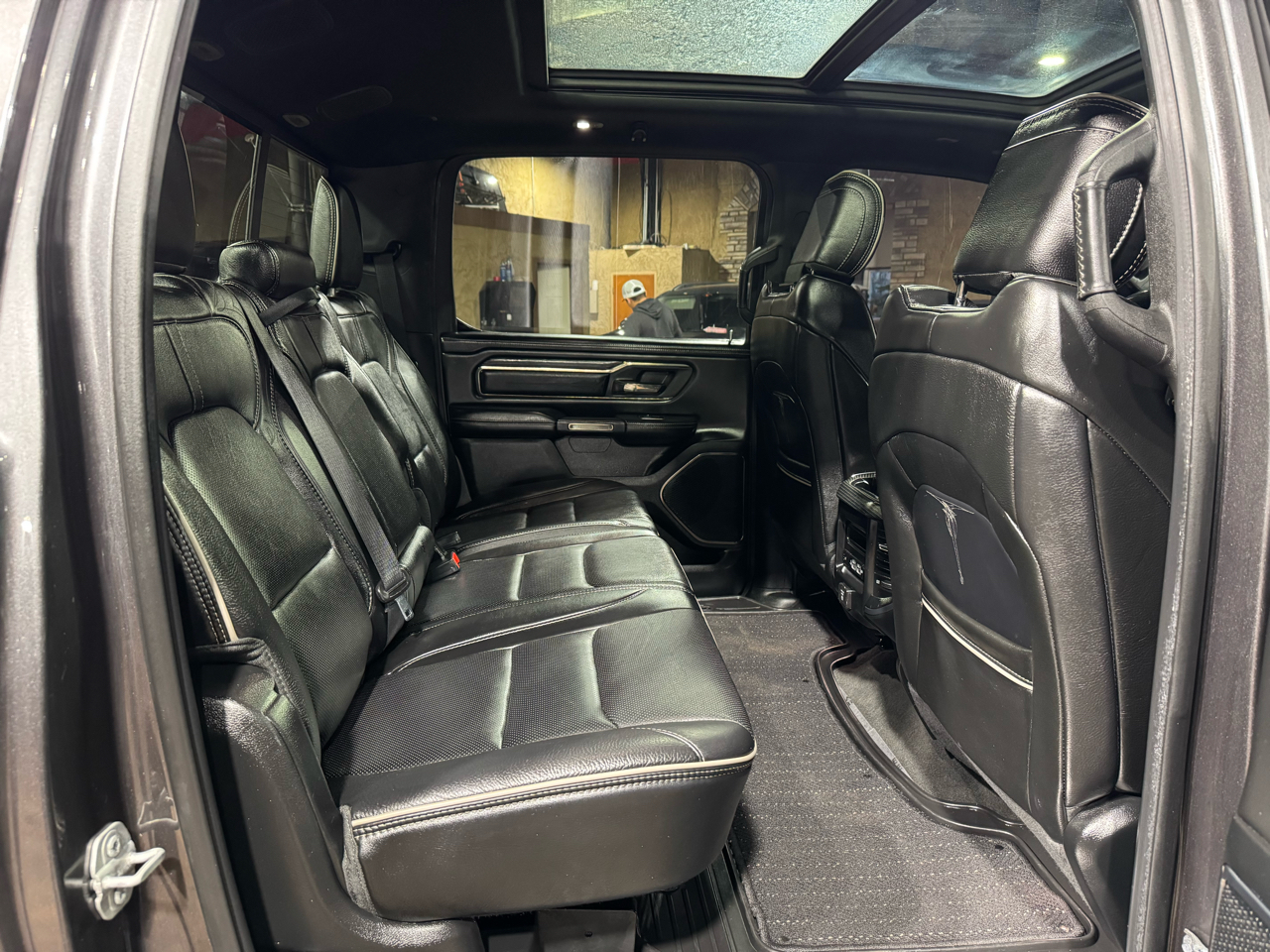 RAM 1500 Limited 4x2 Crew Cab 5'7" Box 2020