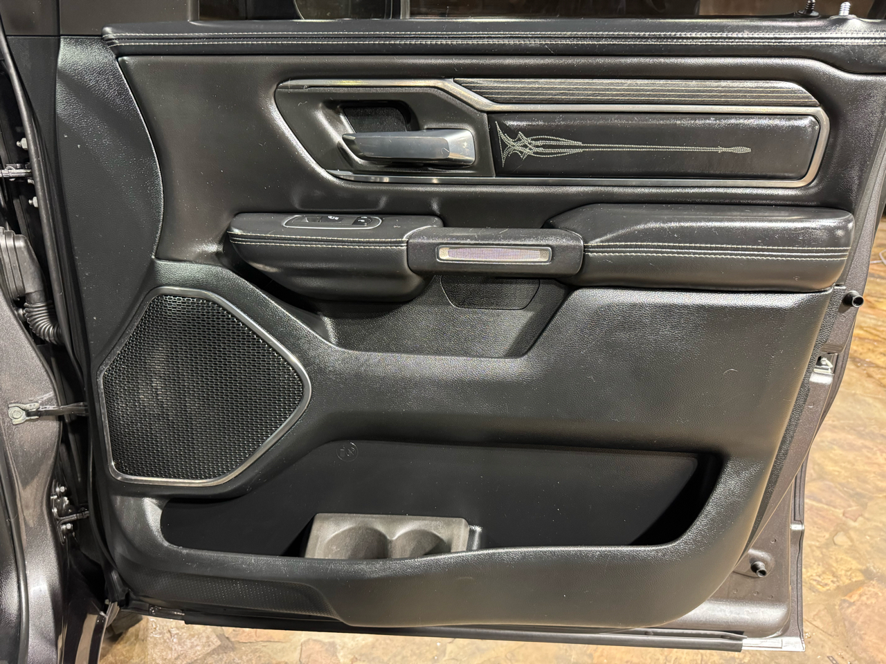 RAM 1500 Limited 4x2 Crew Cab 5'7" Box 2020