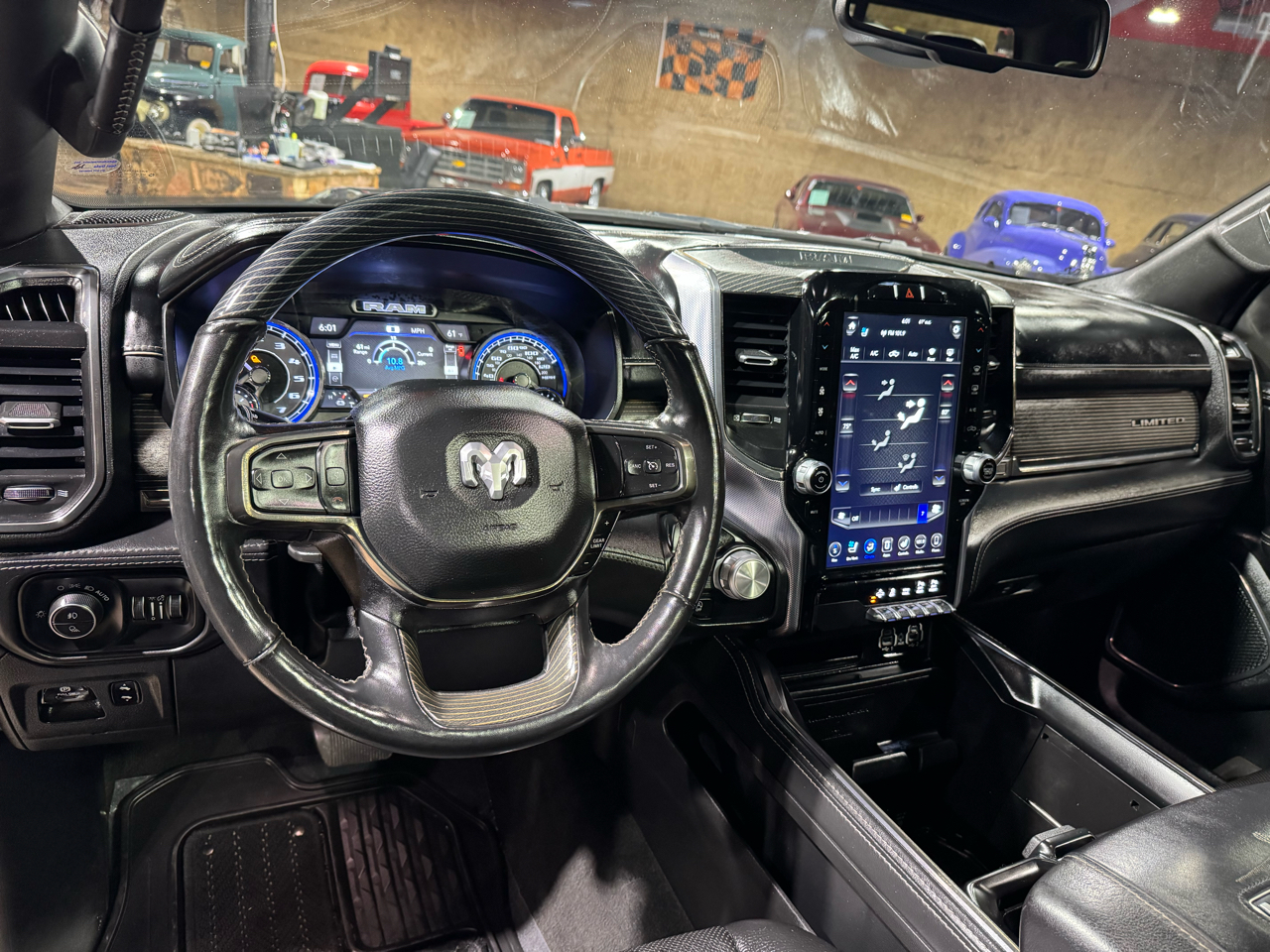 RAM 1500 Limited 4x2 Crew Cab 5'7" Box 2020