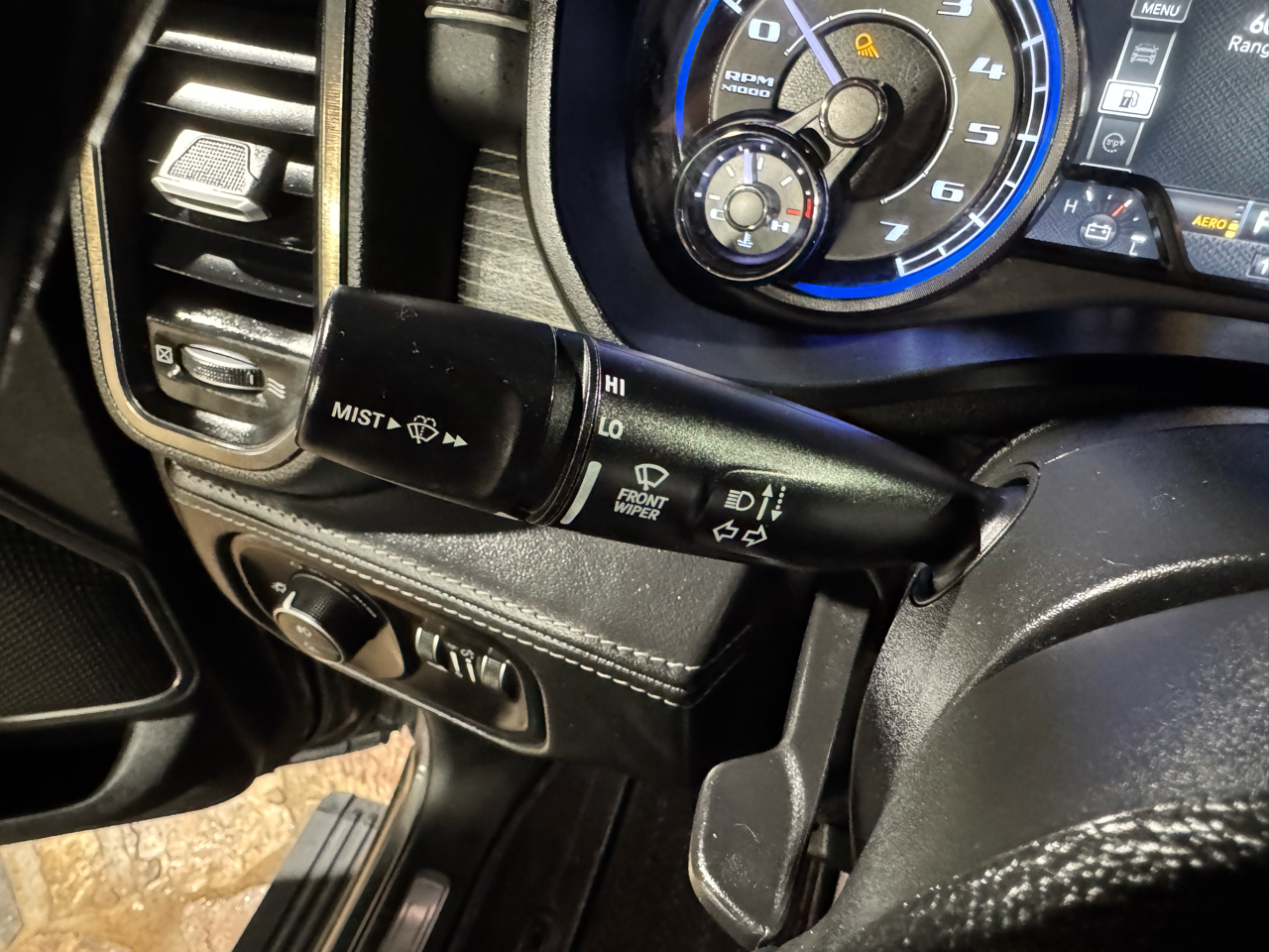 RAM 1500 Limited 4x2 Crew Cab 5'7" Box 2020