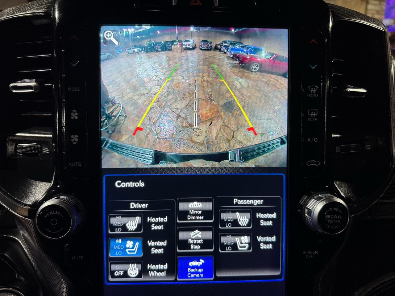 RAM 1500 Limited 4x2 Crew Cab 5'7" Box 2020