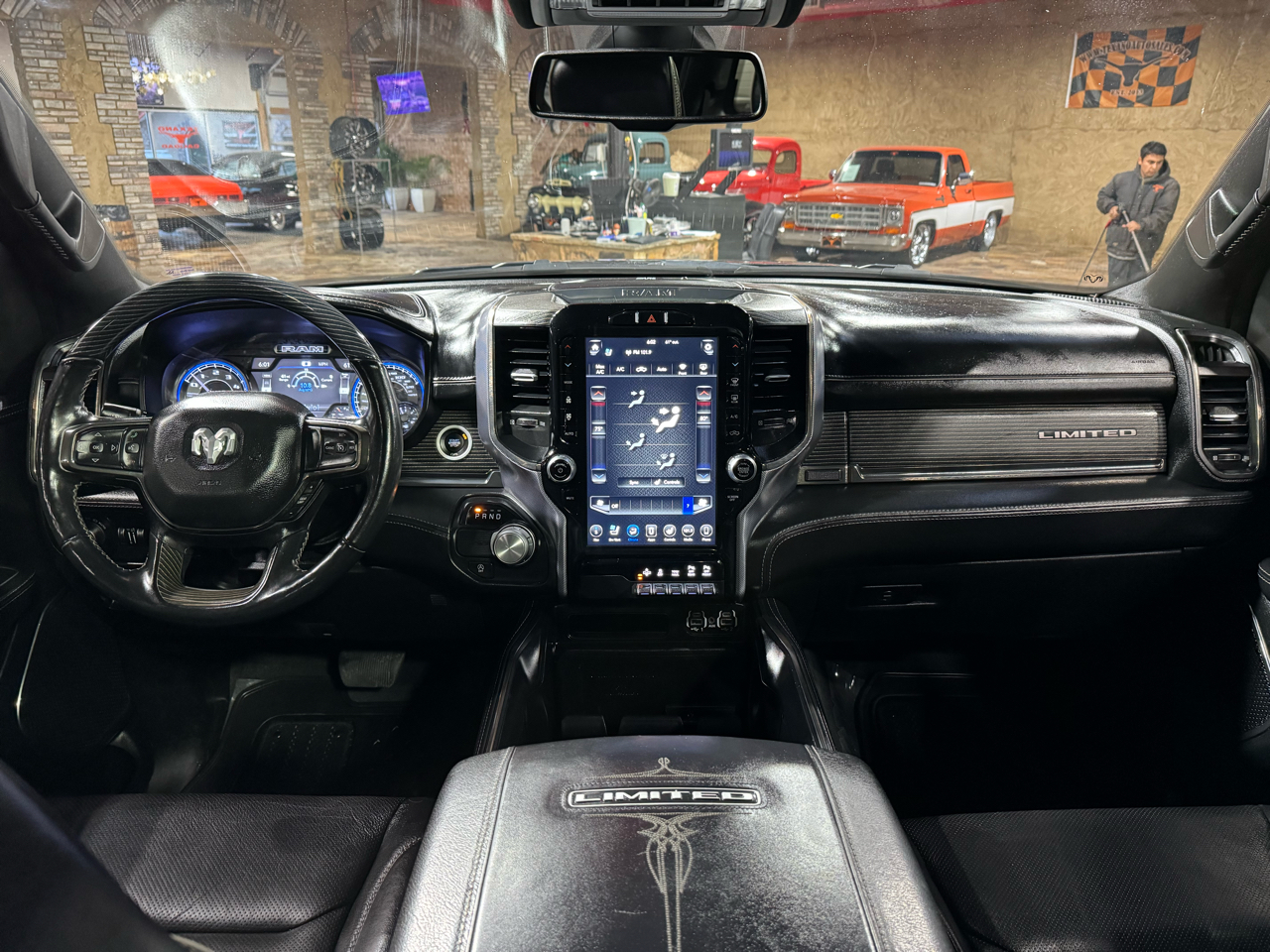 RAM 1500 Limited 4x2 Crew Cab 5'7" Box 2020