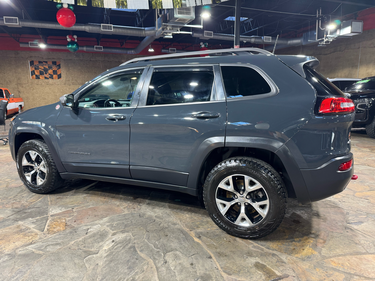Jeep Cherokee Trailhawk 4x4 *Ltd Avail* 2017