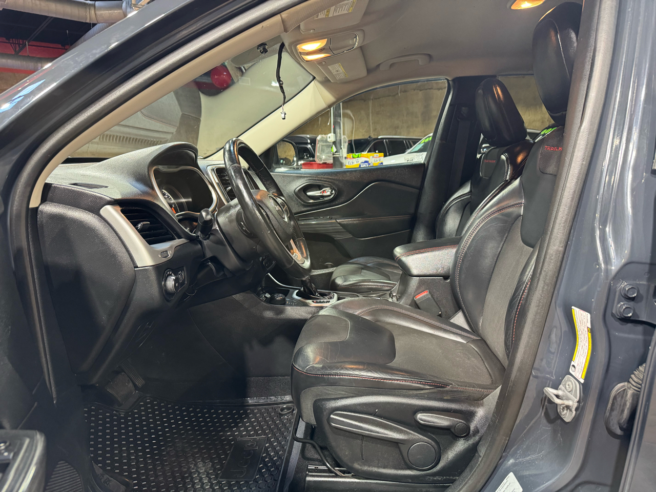 Jeep Cherokee Trailhawk 4x4 *Ltd Avail* 2017