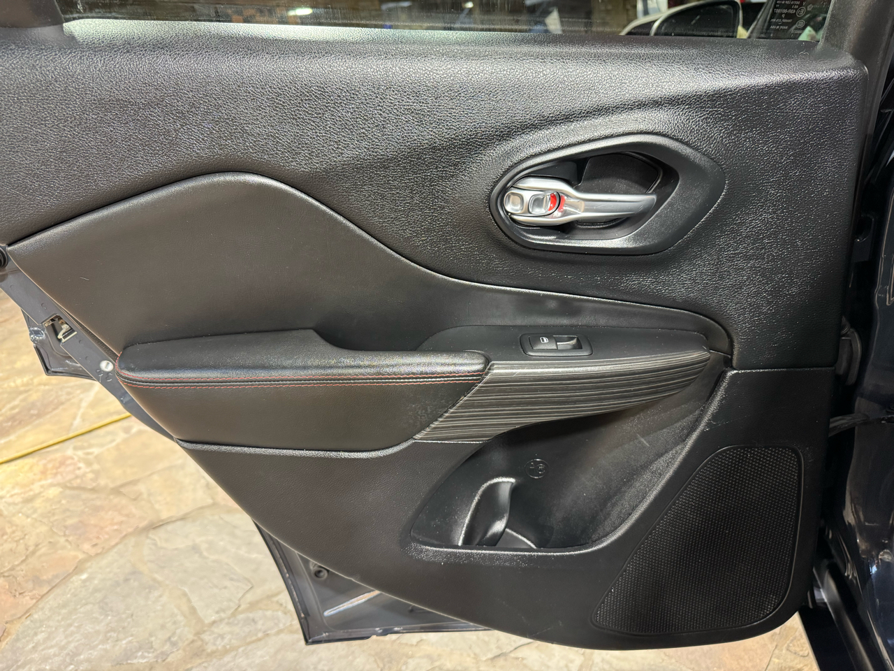 Jeep Cherokee Trailhawk 4x4 *Ltd Avail* 2017