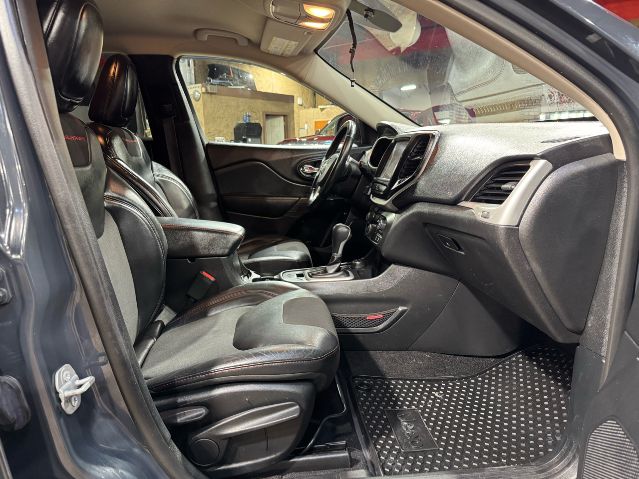 Jeep Cherokee Trailhawk 4x4 *Ltd Avail* 2017