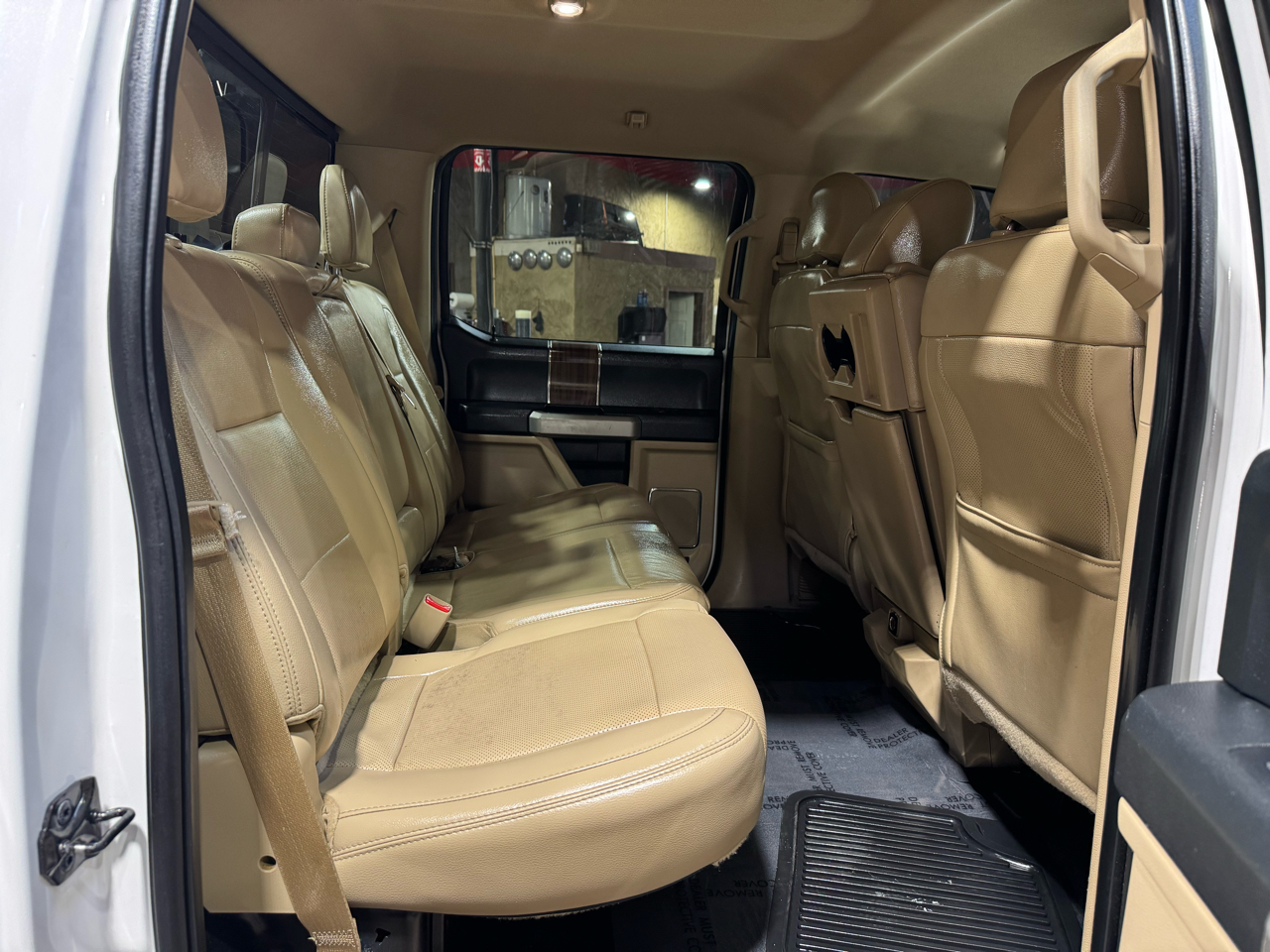 Ford F-150 4WD SuperCrew 145" Lariat 2016