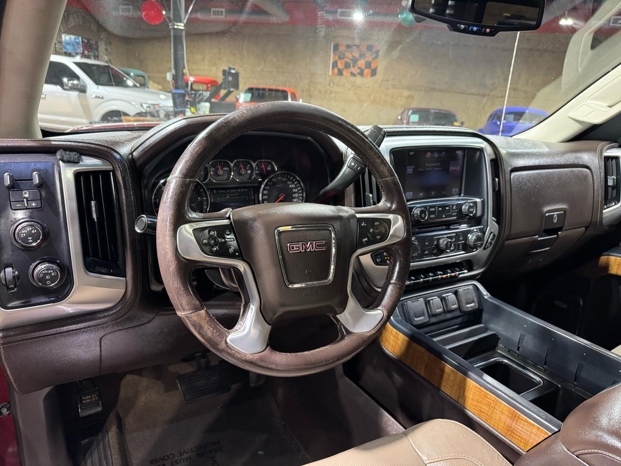 GMC Sierra 1500 4WD Crew Cab 153.0" SLT 2014