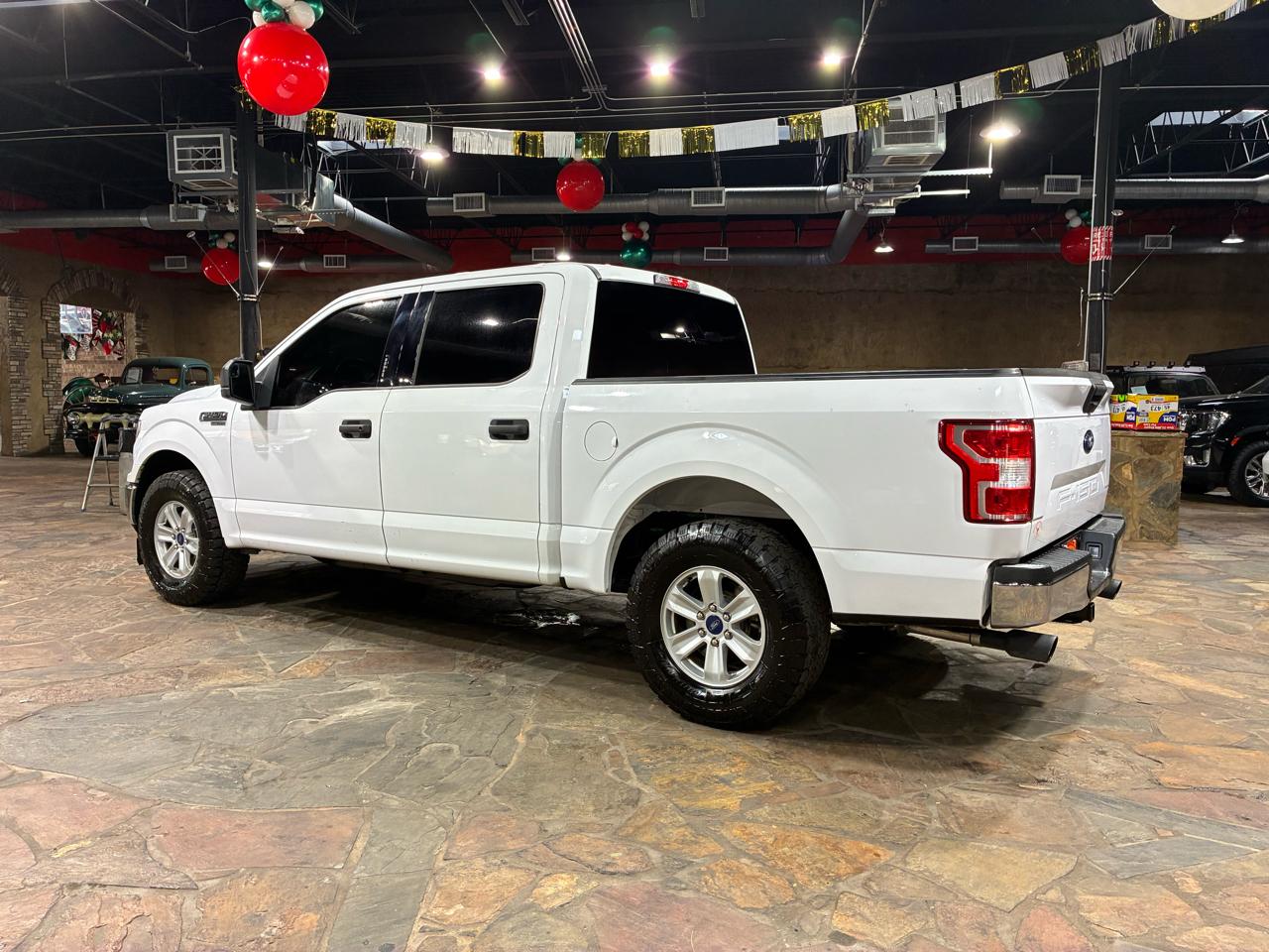 Ford F-150 2WD Supercab 133" XLT 2019