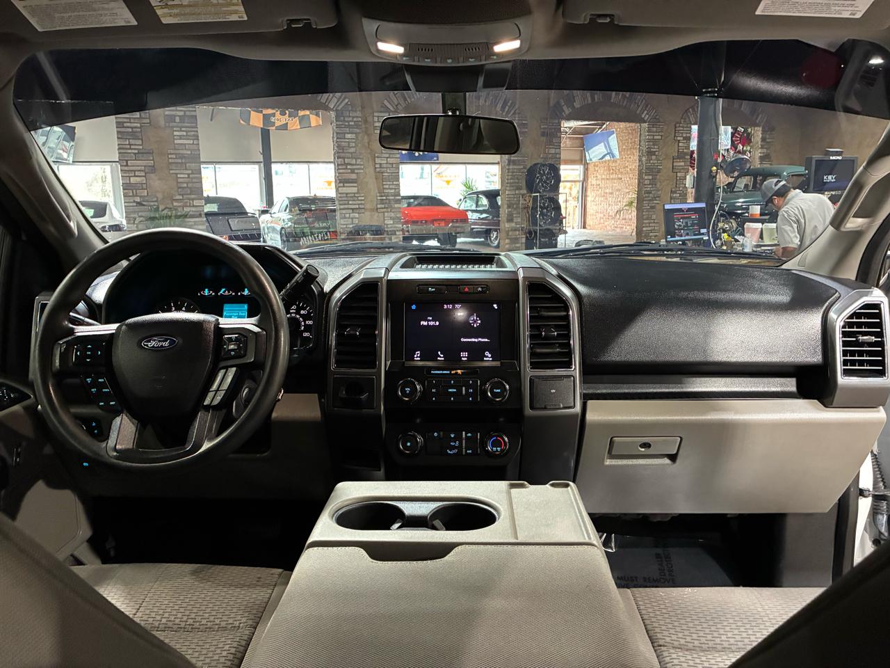 Ford F-150 2WD Supercab 133" XLT 2019
