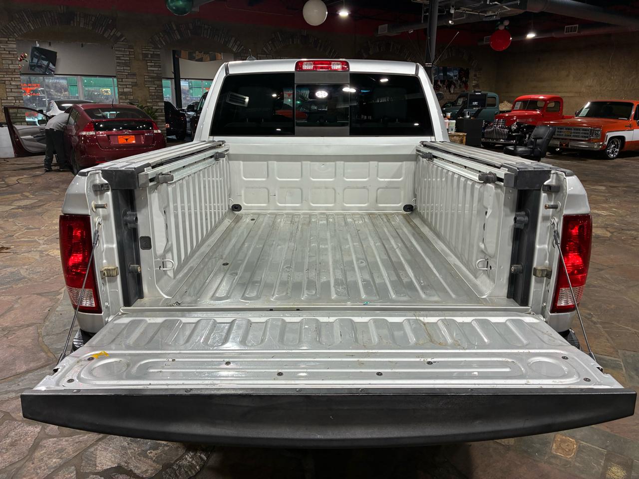 RAM 1500 2WD Crew Cab 140.5" Big Horn 2014