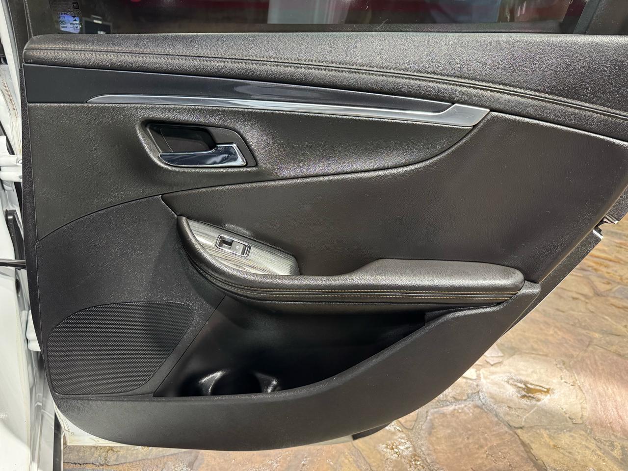 Chevrolet Impala 4dr Sdn LT w/1LT 2017