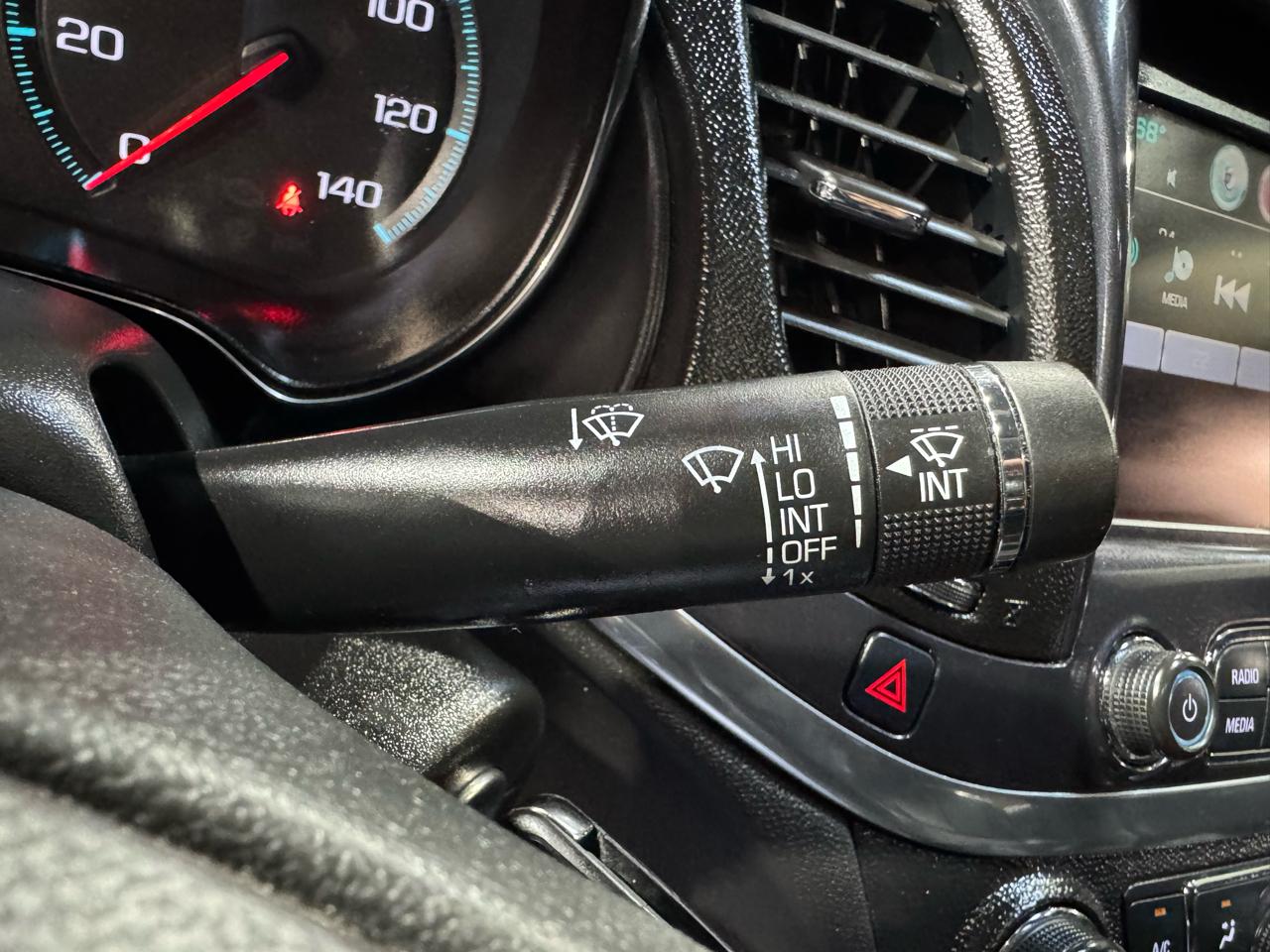 Chevrolet Impala 4dr Sdn LT w/1LT 2017