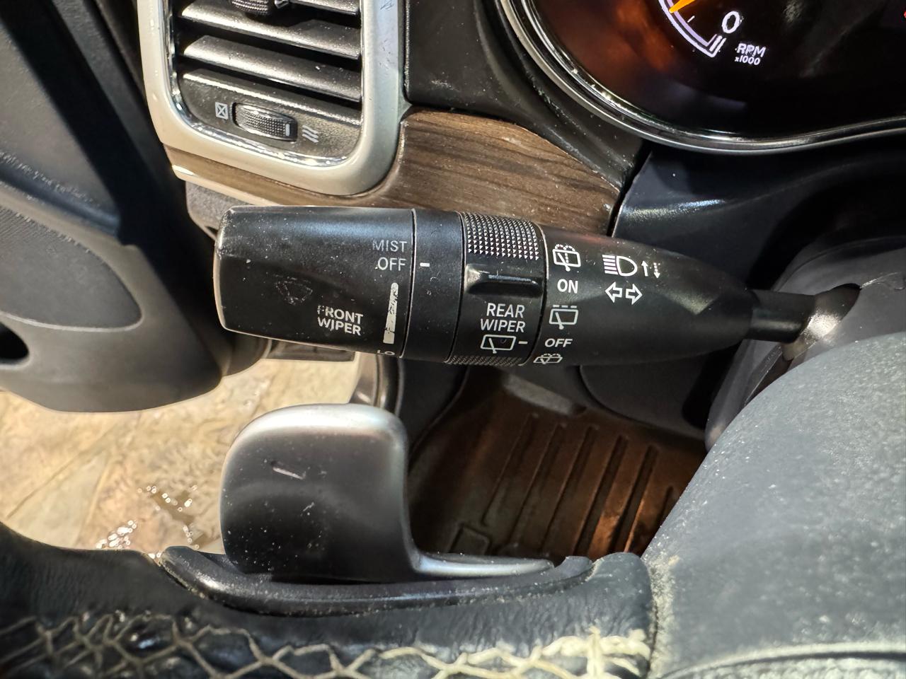 Jeep Grand Cherokee RWD 4dr Overland 2015