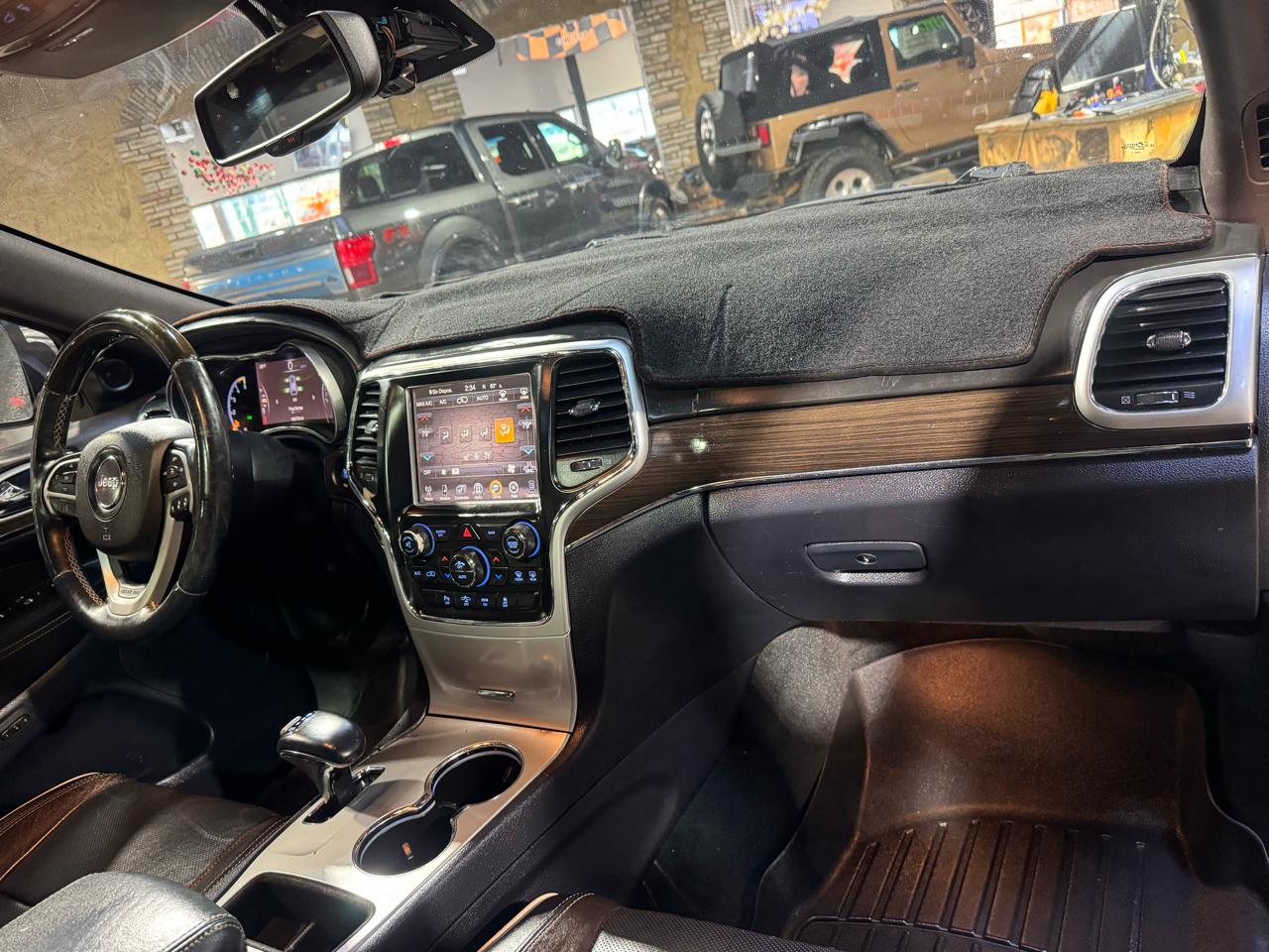 Jeep Grand Cherokee RWD 4dr Overland 2015