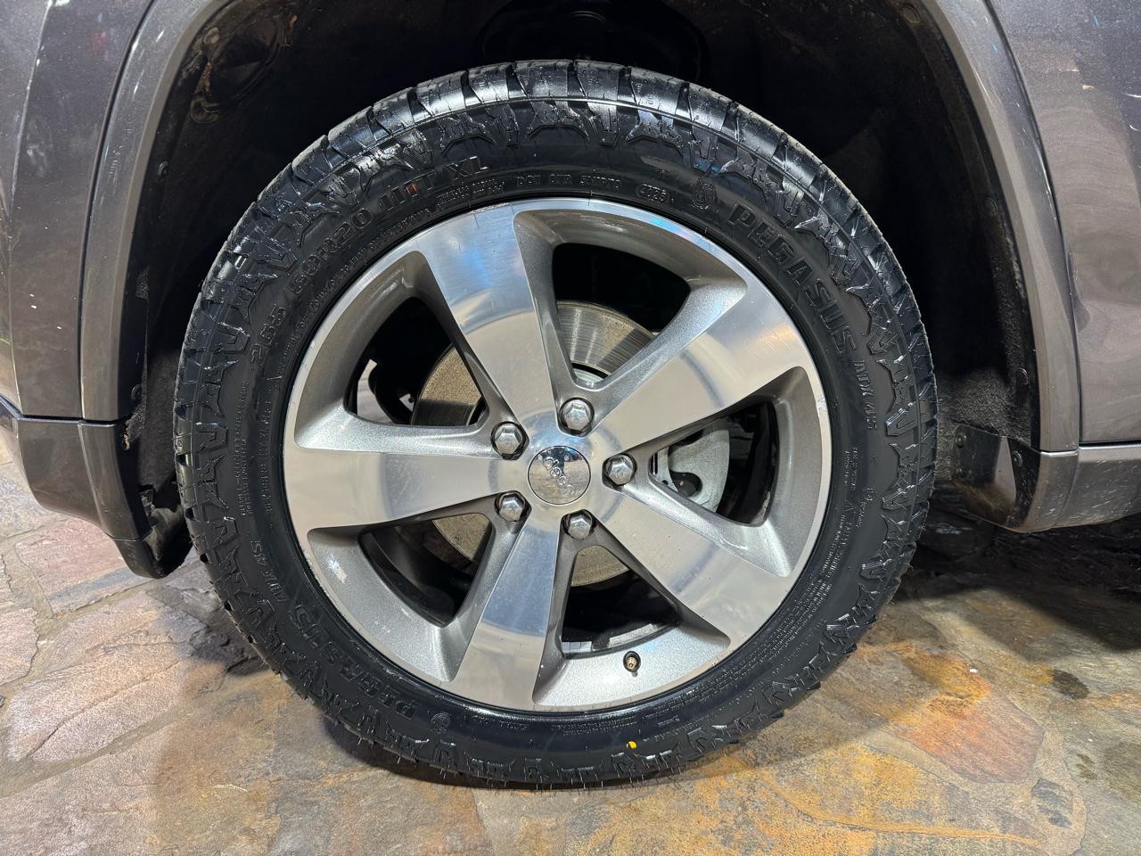 Jeep Grand Cherokee RWD 4dr Overland 2015