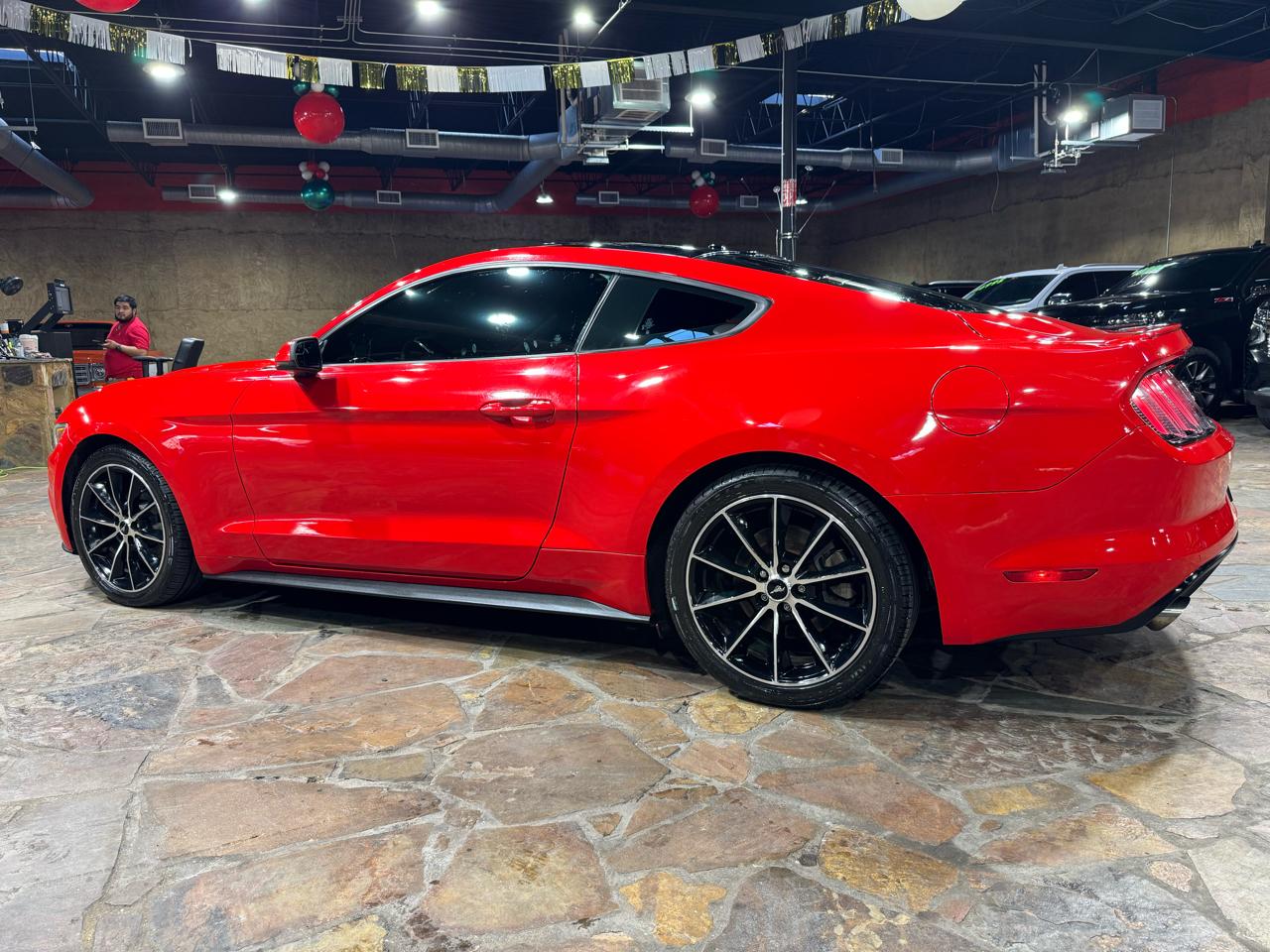 Ford Mustang 2dr Fastback EcoBoost 2016