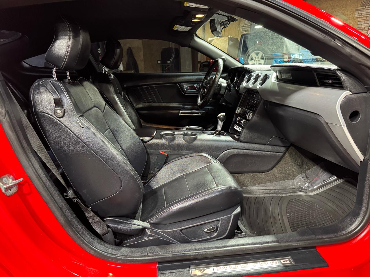 Ford Mustang 2dr Fastback EcoBoost 2016