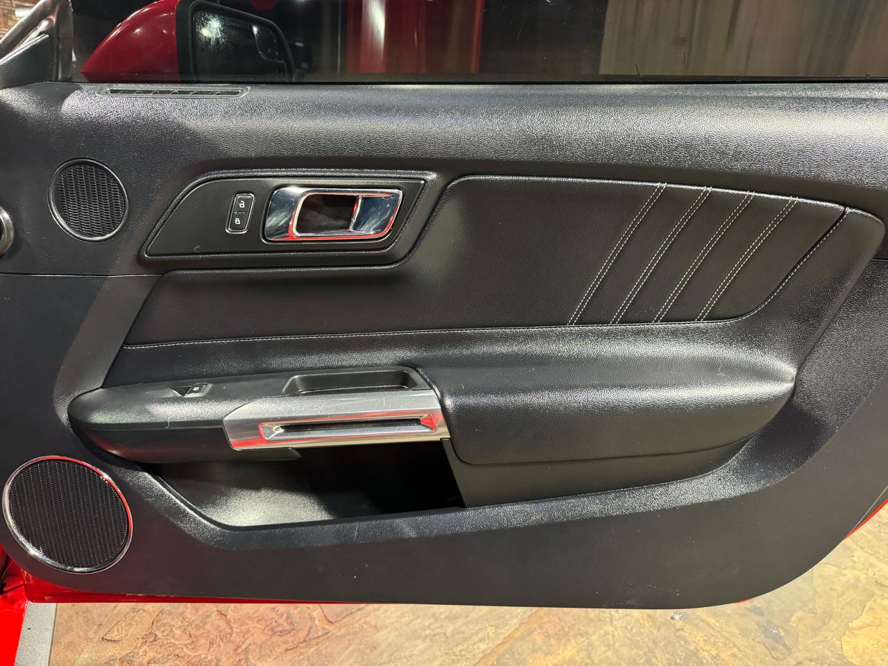 Ford Mustang 2dr Fastback EcoBoost 2016