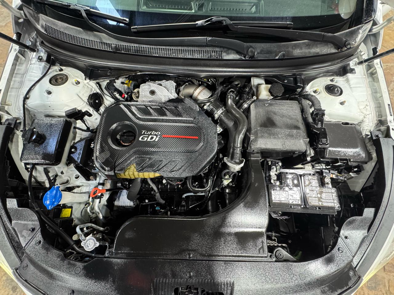 Hyundai Sonata 4dr Sdn 2.0T Limited 2015