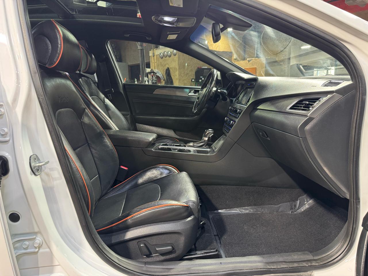 Hyundai Sonata 4dr Sdn 2.0T Limited 2015