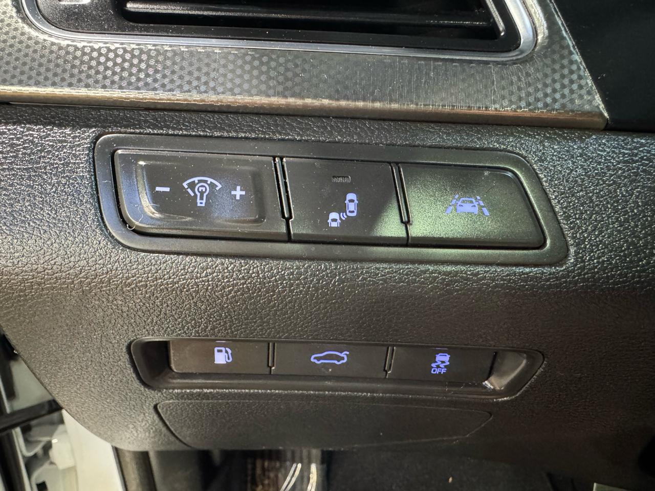 Hyundai Sonata 4dr Sdn 2.0T Limited 2015