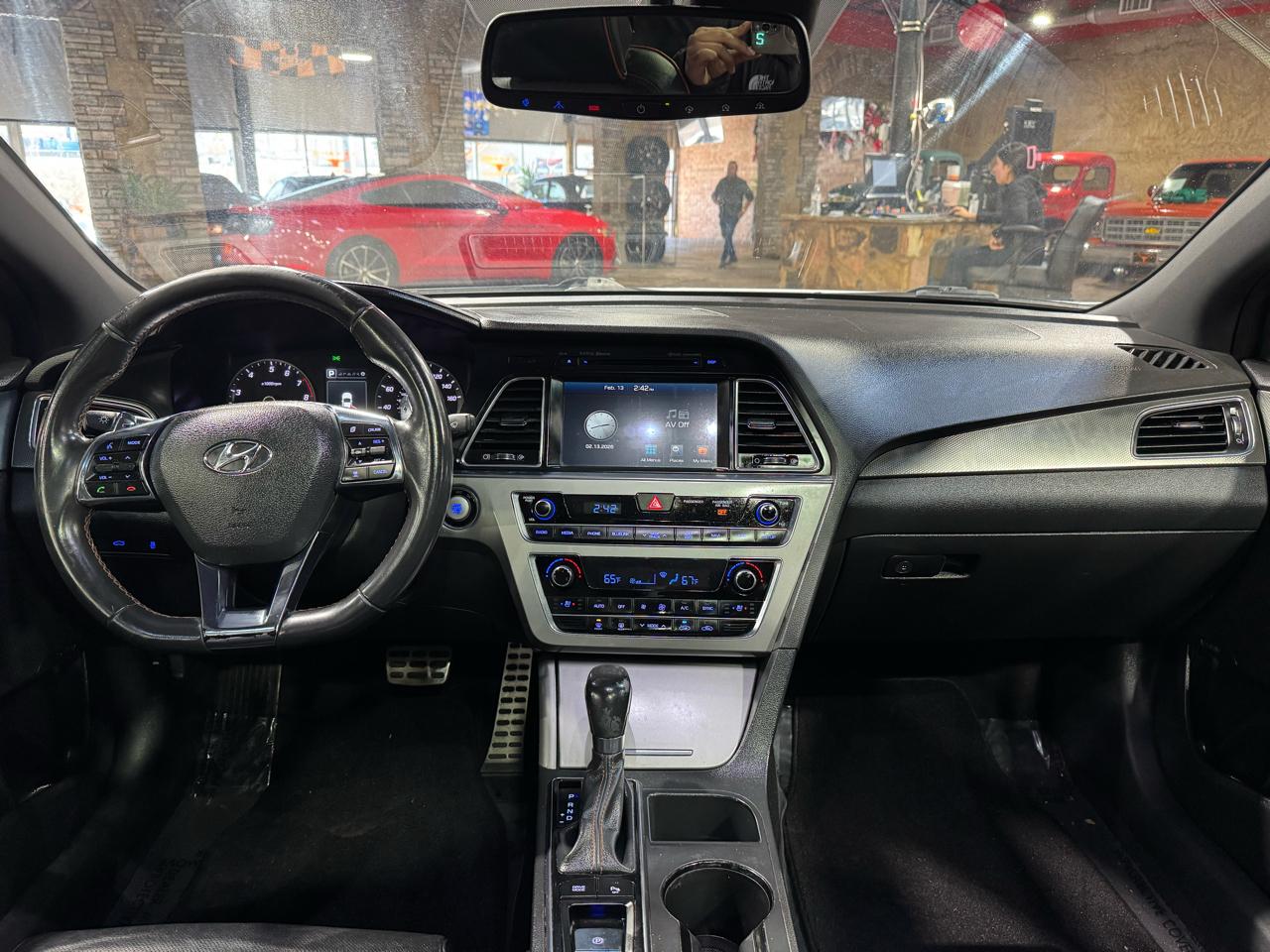 Hyundai Sonata 4dr Sdn 2.0T Limited 2015
