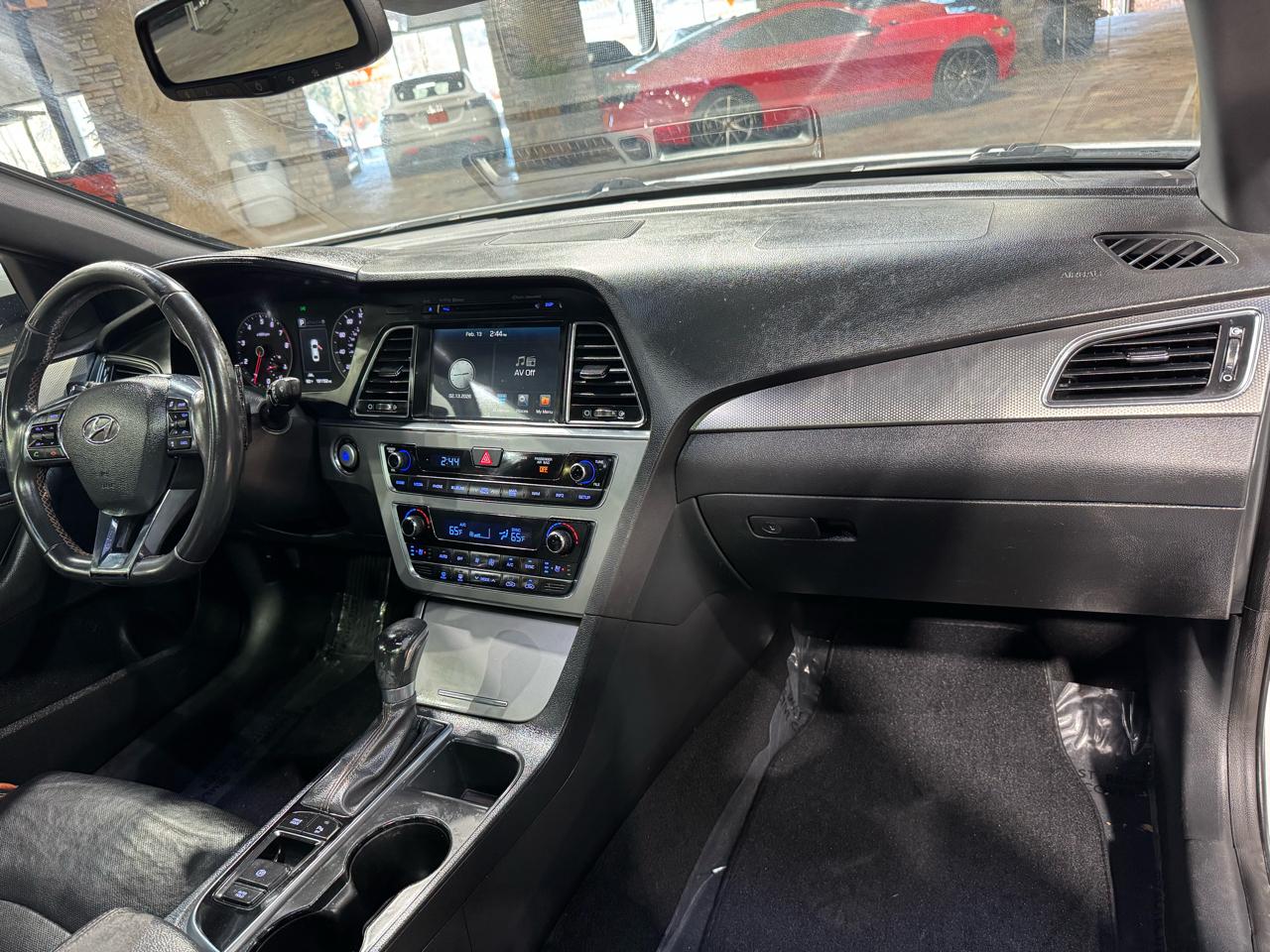 Hyundai Sonata 4dr Sdn 2.0T Limited 2015