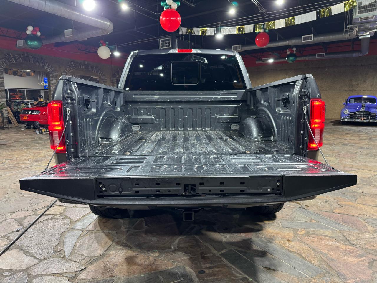 Ford F-150 Platinum 4WD SuperCrew 5.5' Box 2018