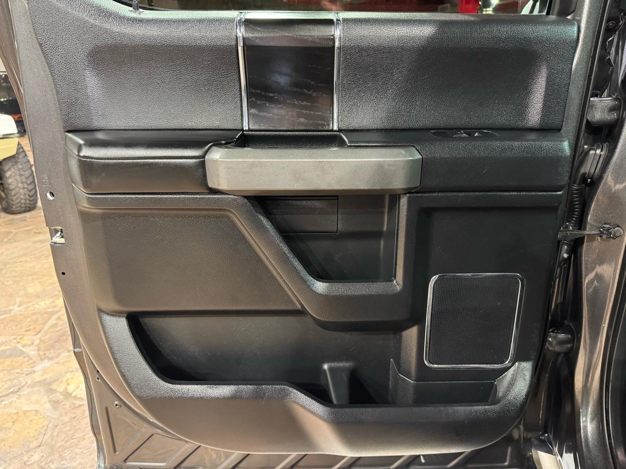 Ford F-150 Platinum 4WD SuperCrew 5.5' Box 2018