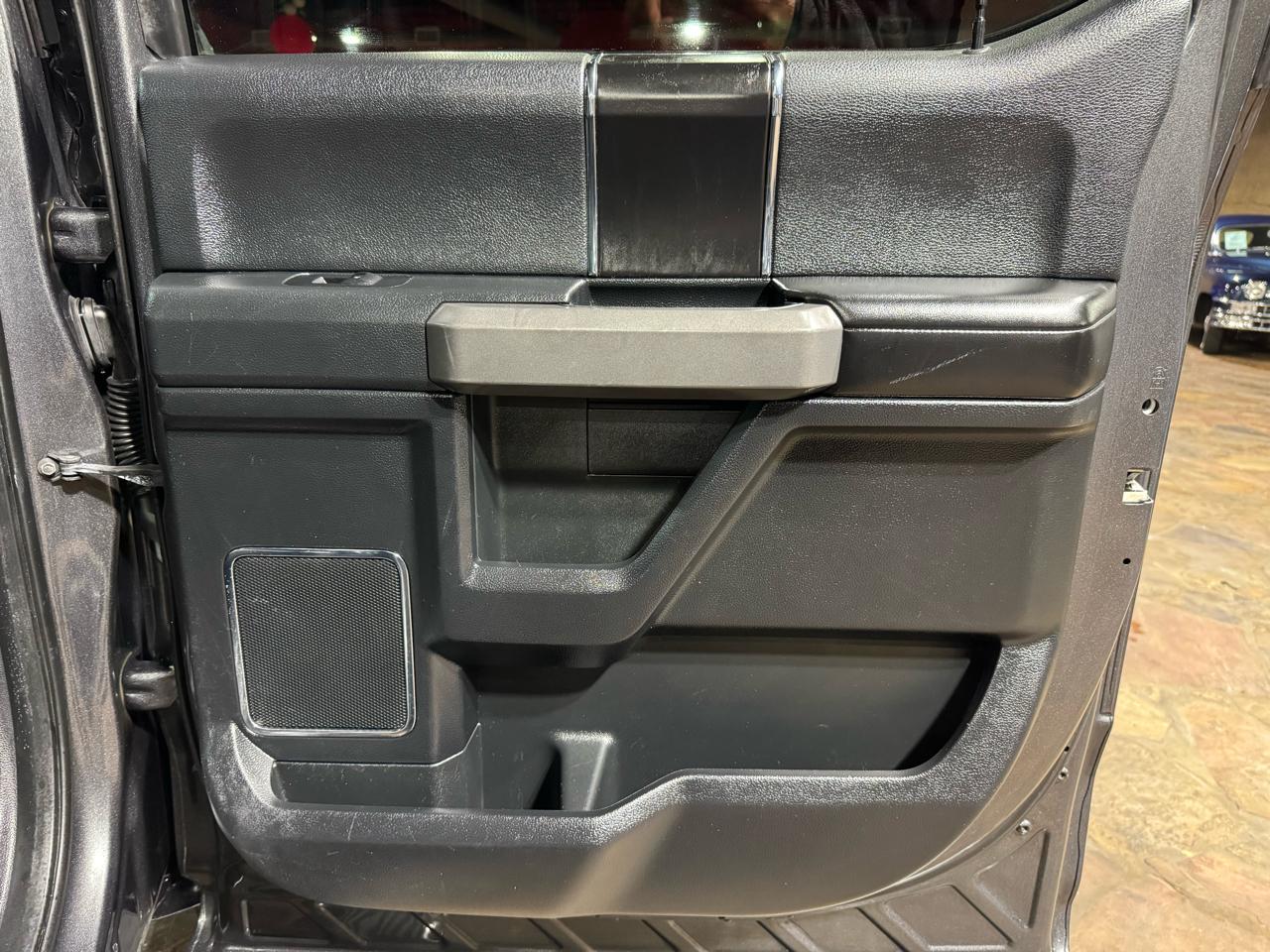 Ford F-150 Platinum 4WD SuperCrew 5.5' Box 2018