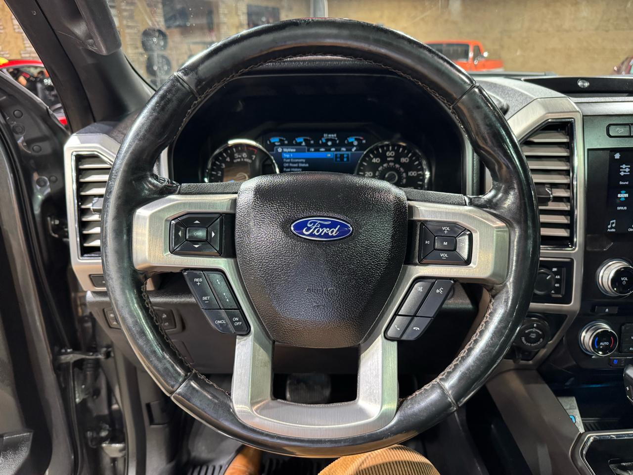 Ford F-150 Platinum 4WD SuperCrew 5.5' Box 2018