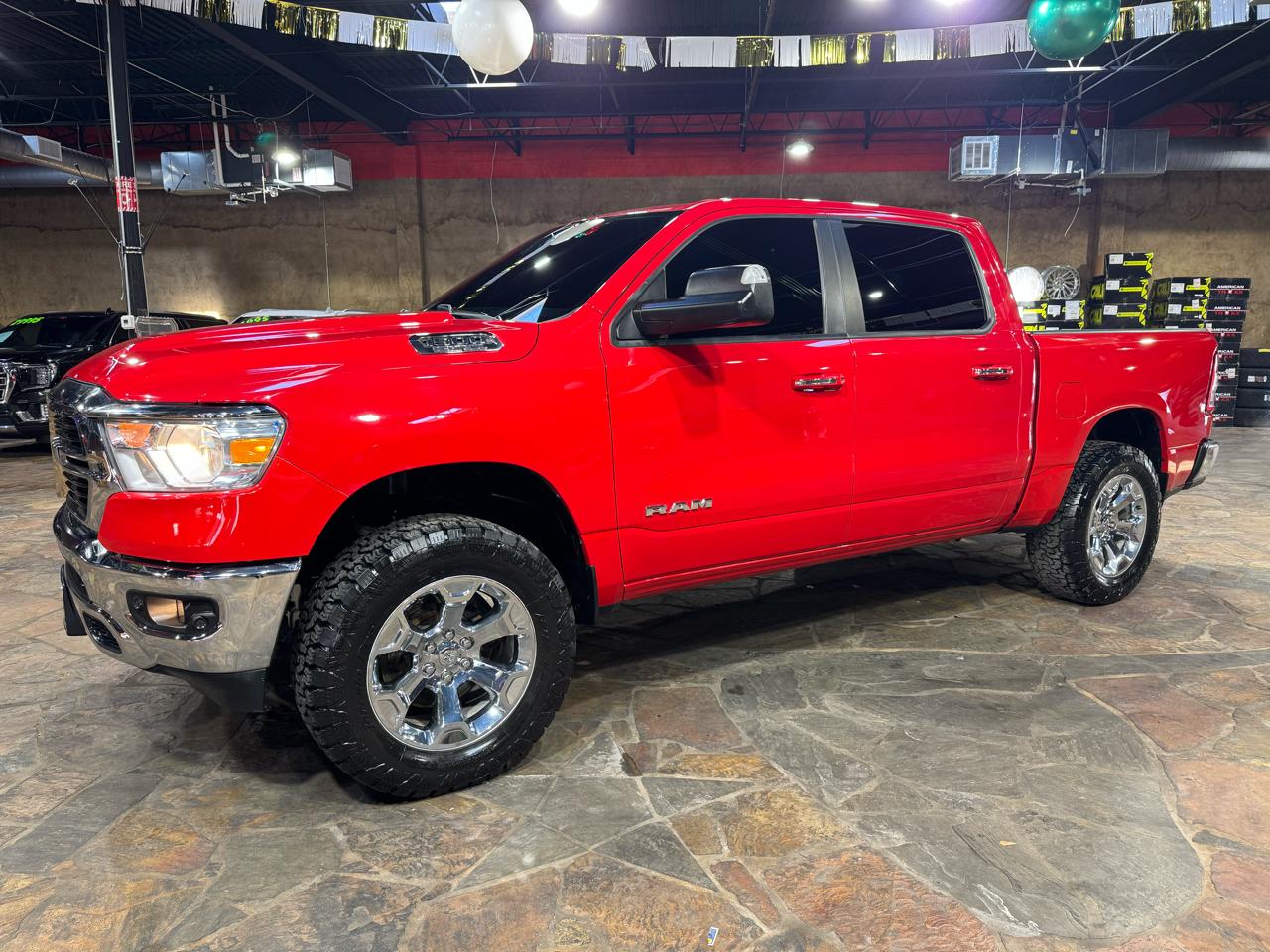RAM 1500 Big Horn/Lone Star 4x4 Crew Cab 5'7" Box 2019