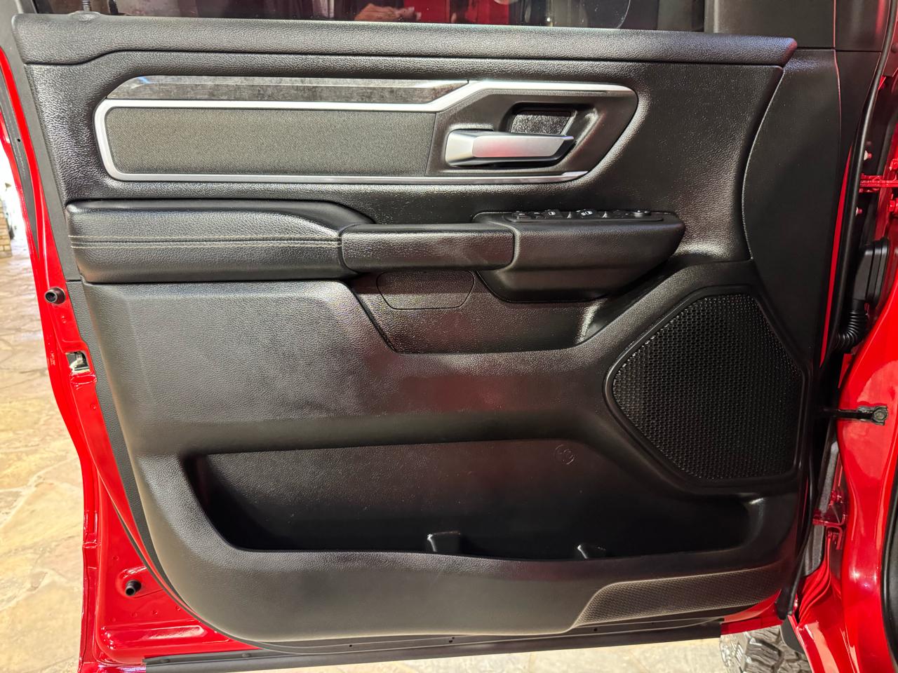 RAM 1500 Big Horn/Lone Star 4x4 Crew Cab 5'7" Box 2019