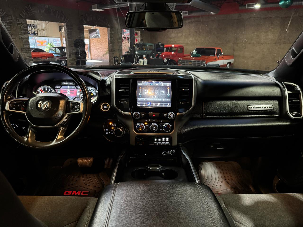 RAM 1500 Big Horn/Lone Star 4x4 Crew Cab 5'7" Box 2019