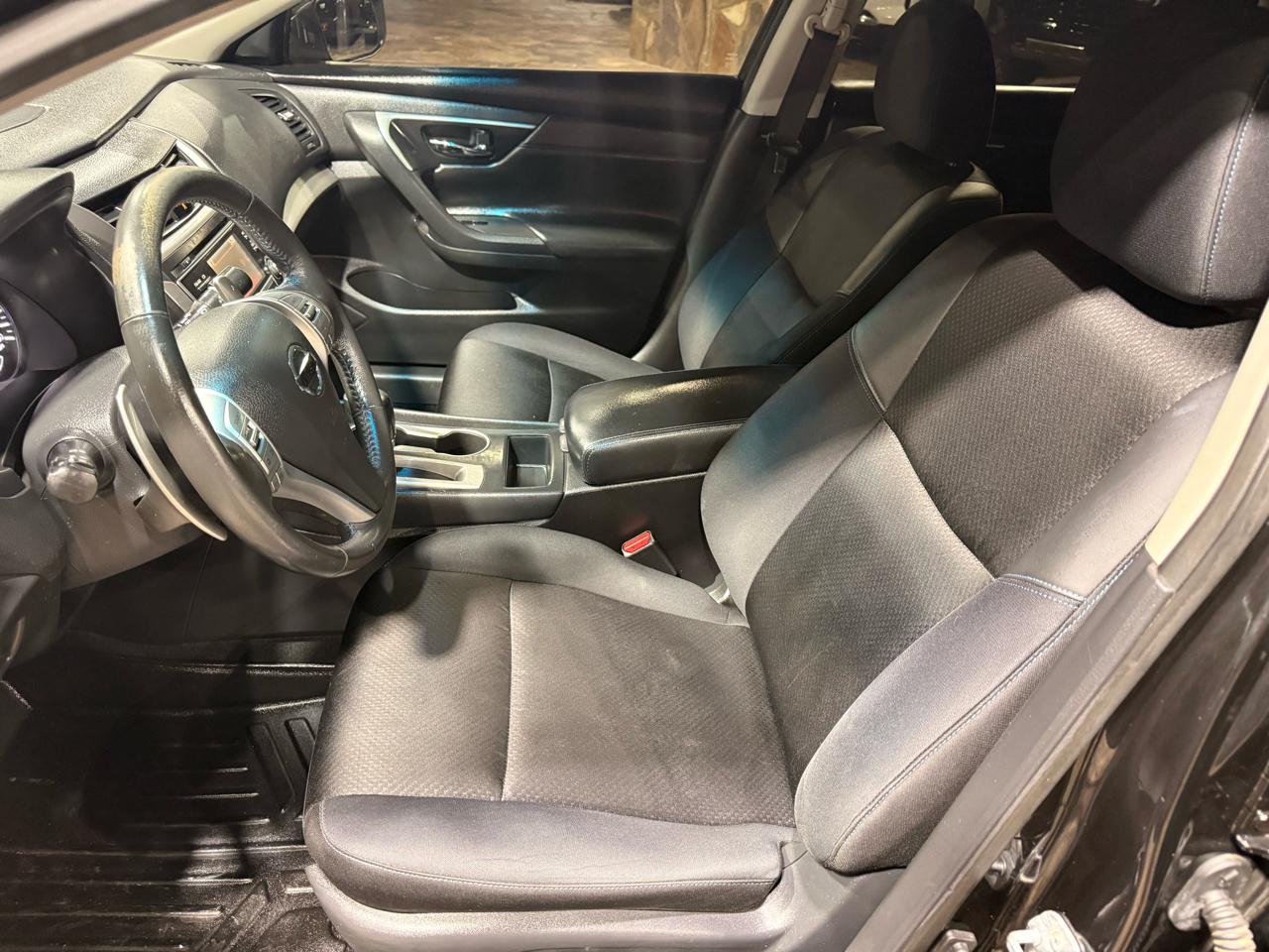 Nissan Altima 2017.5 2.5 SR Sedan 2017