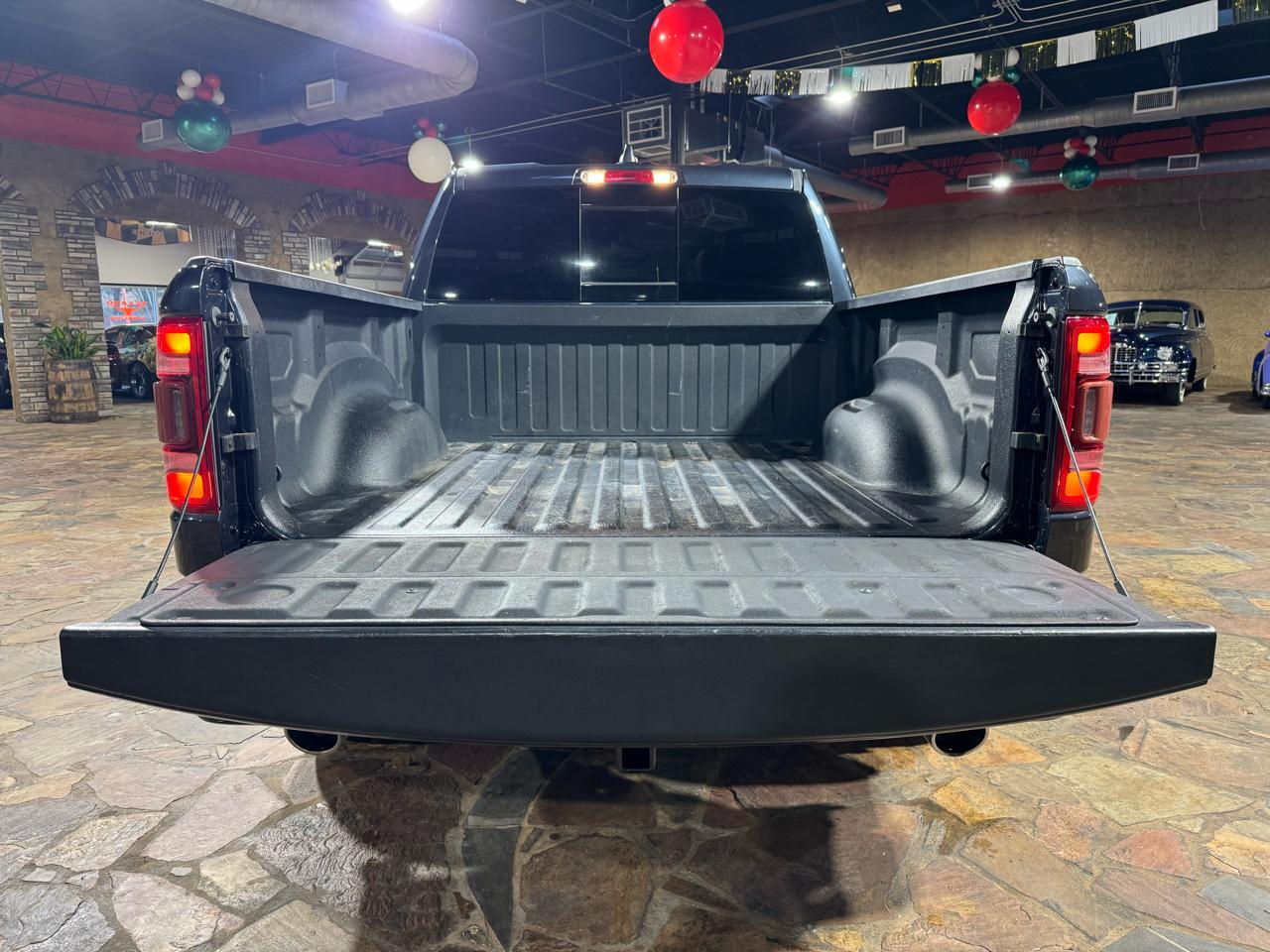 RAM 1500 Limited 4x2 Crew Cab 5'7" Box 2019