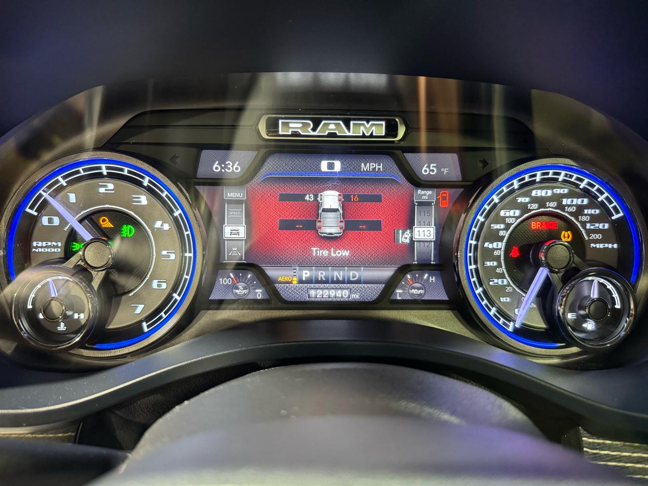 RAM 1500 Limited 4x2 Crew Cab 5'7" Box 2019